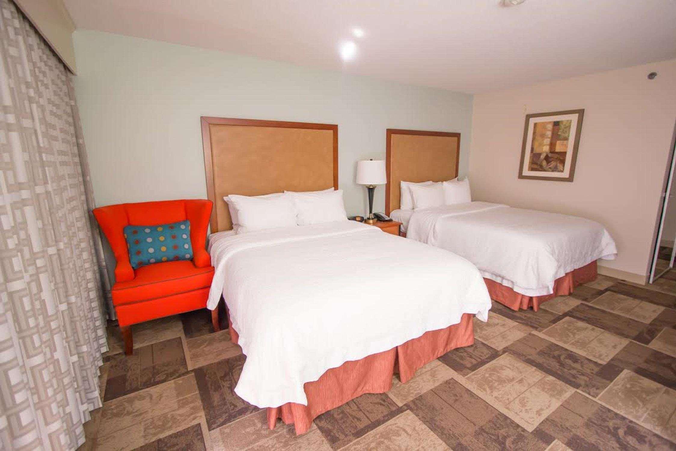 Hampton Inn Hutchinson Exterior photo