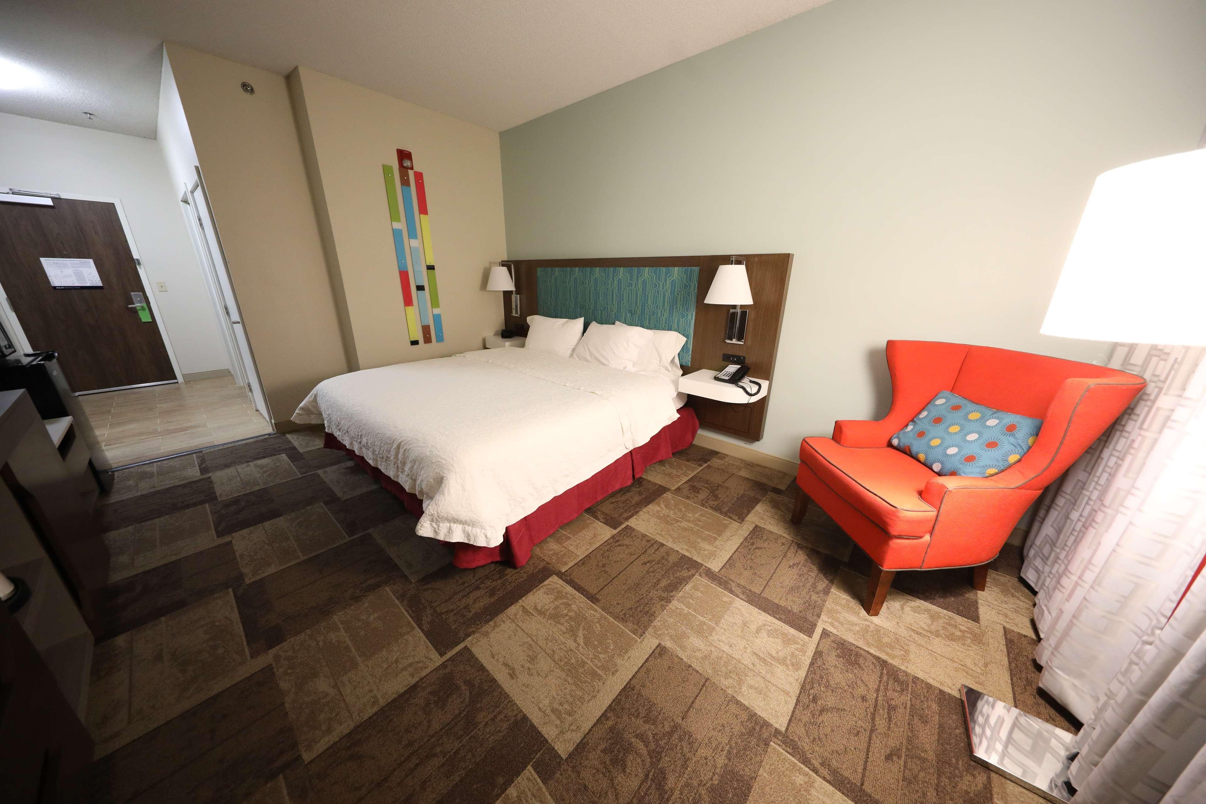 Hampton Inn Hutchinson Exterior photo